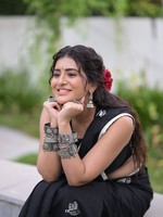 Rashi Singh Black Saree Photos